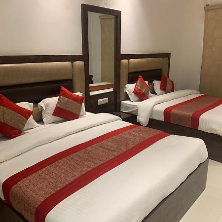 Hotel Sb Residency Amritsar Eksteriør billede