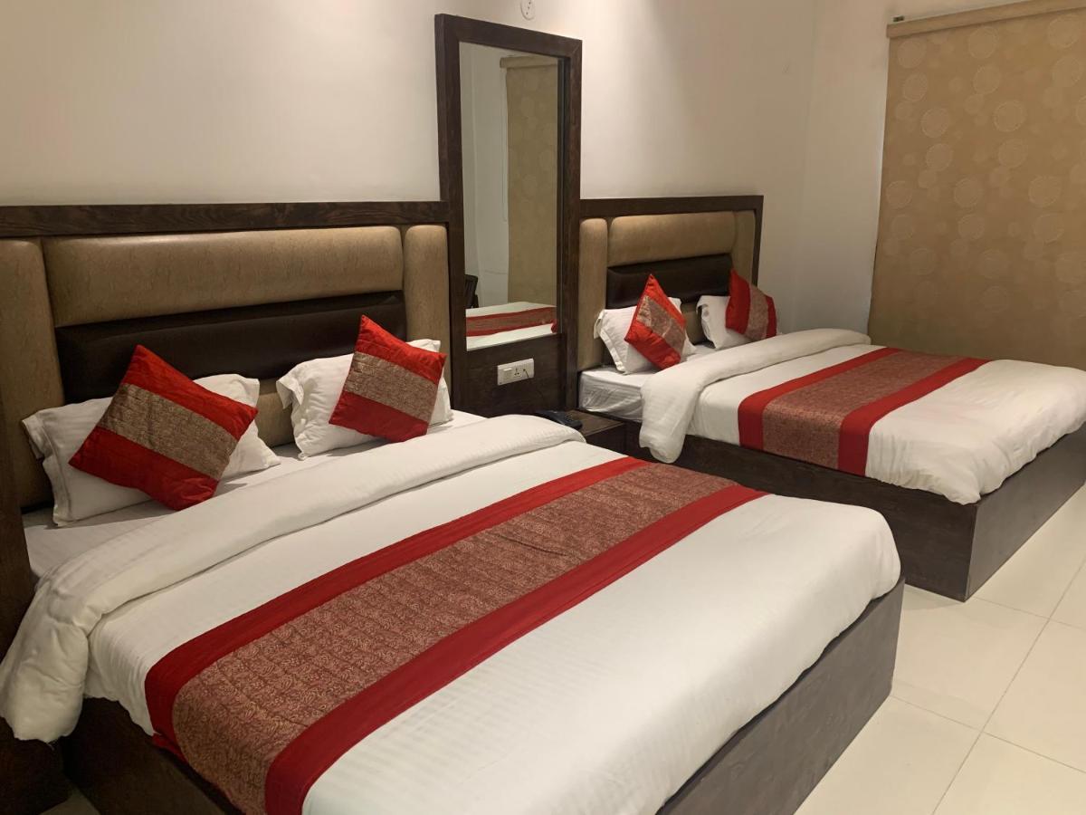 Hotel Sb Residency Amritsar Eksteriør billede