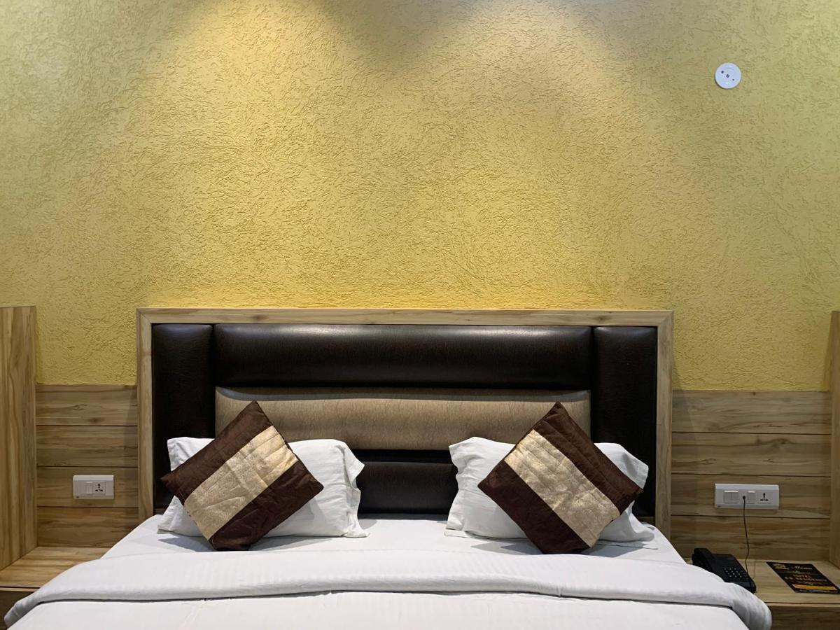 Hotel Sb Residency Amritsar Eksteriør billede
