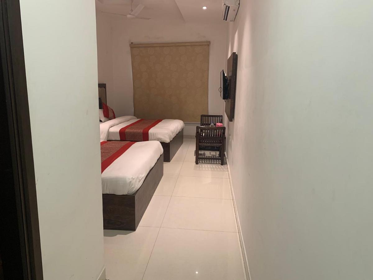 Hotel Sb Residency Amritsar Eksteriør billede