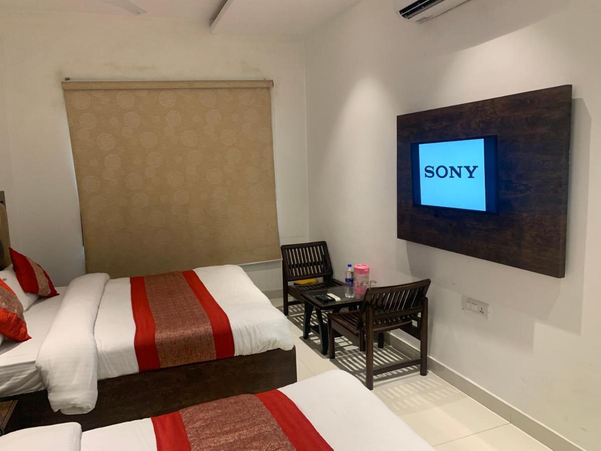 Hotel Sb Residency Amritsar Eksteriør billede