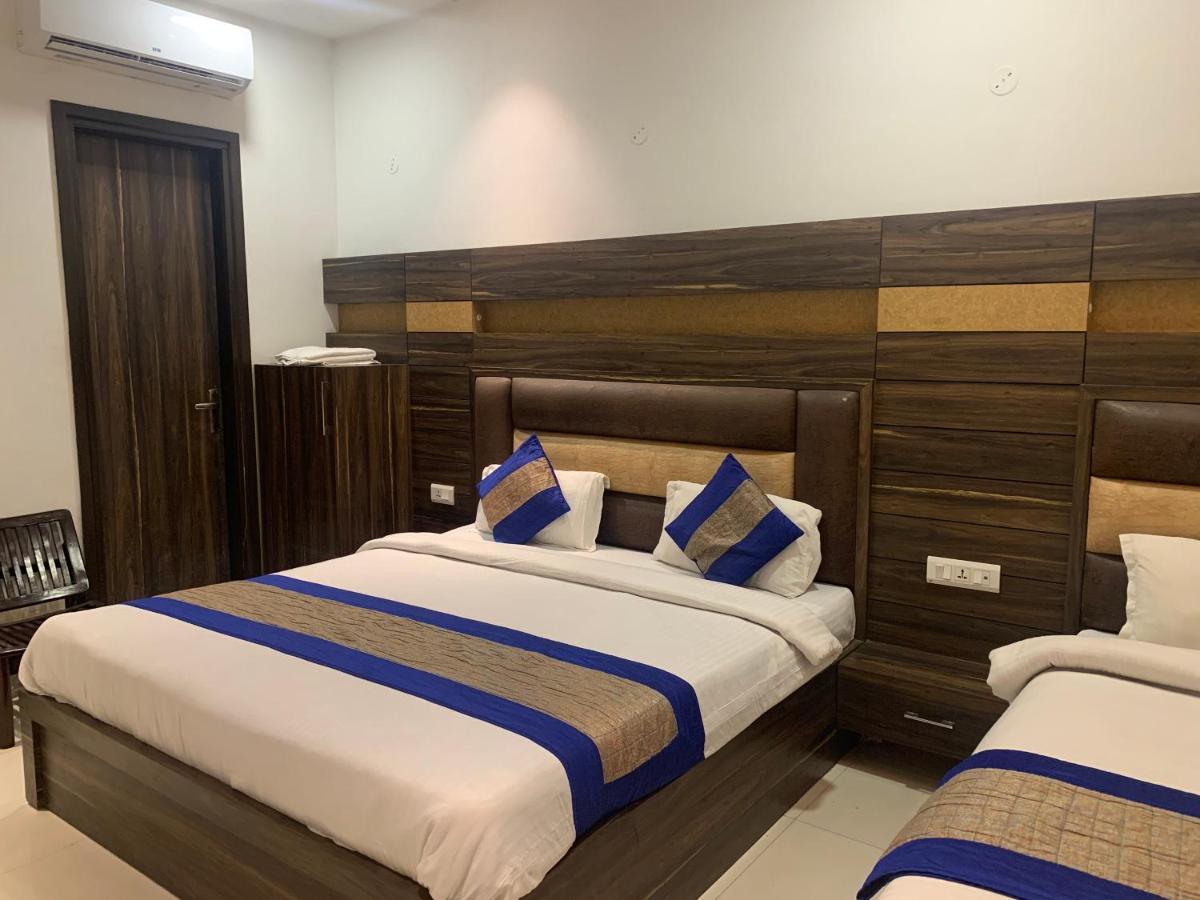 Hotel Sb Residency Amritsar Eksteriør billede