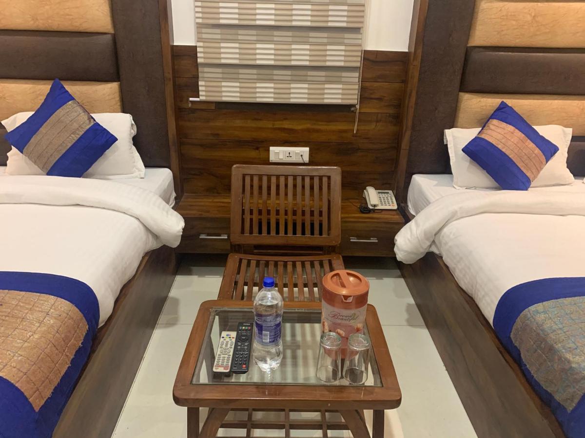 Hotel Sb Residency Amritsar Eksteriør billede