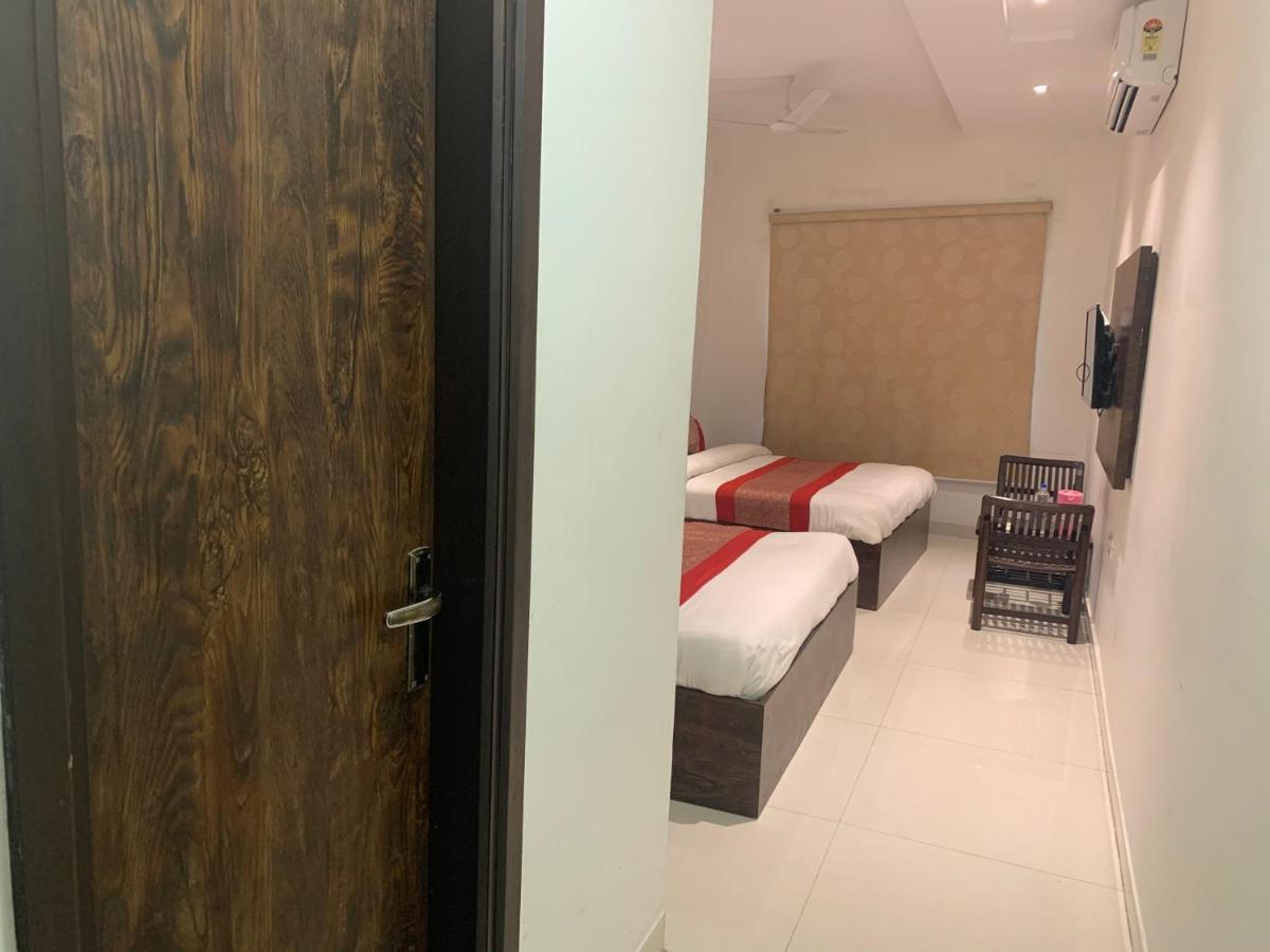 Hotel Sb Residency Amritsar Eksteriør billede